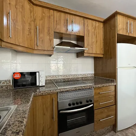 Markethome Cozy 2br Near Airport