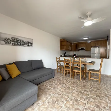 Apartment Markethome Cozy 2br Near Airport Guaza